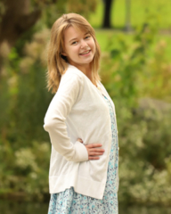 Darina standing Darina standing