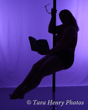 Book Reading Sit